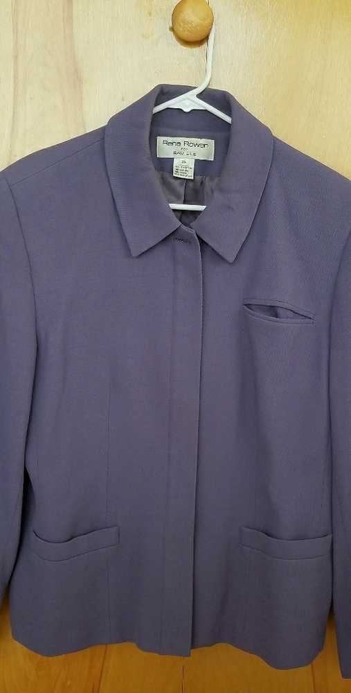 Rena Rowan long sleeve short jacket
